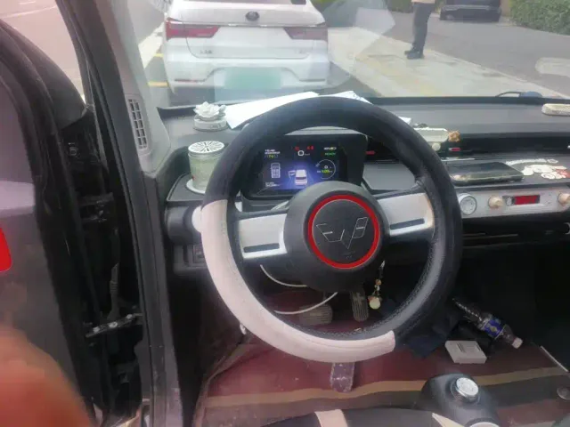 Wuling Hongguang Mini EV — Фото автомобиля 2