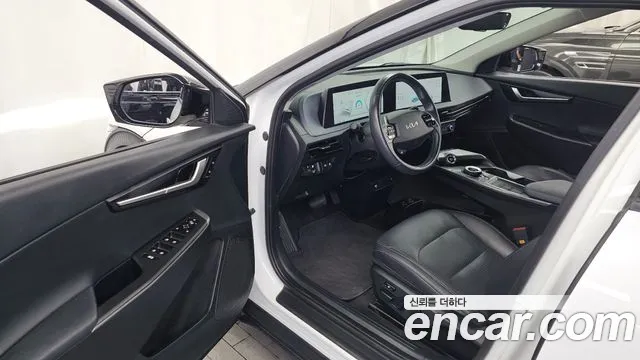 Kia EV6 — Фото автомобиля 9