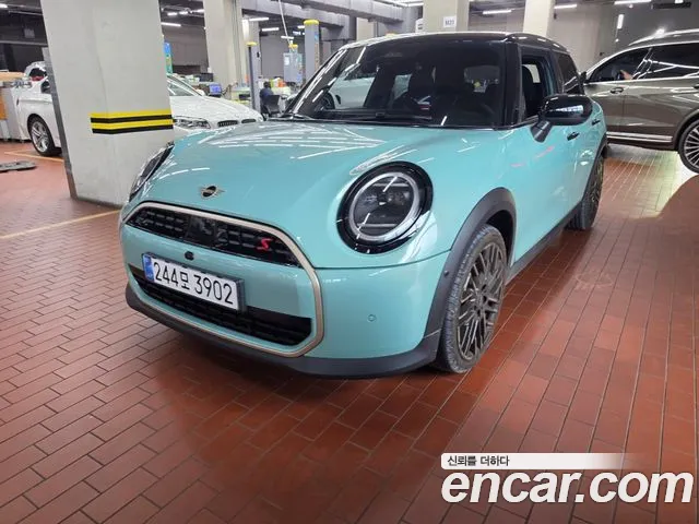 Фотография автомобиля — Mini Cooper