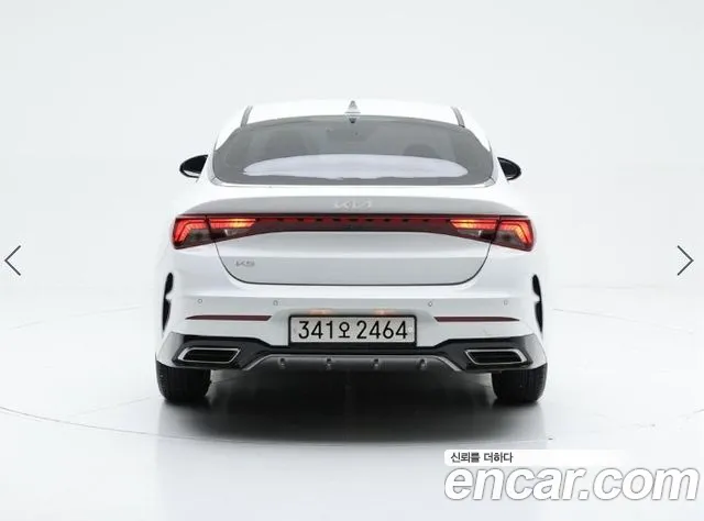 Kia K5 — Фото автомобиля 5