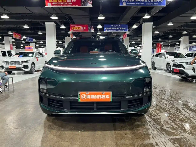Li Auto L9 — Фото автомобиля 2