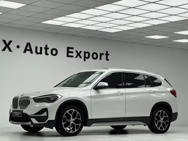BMW X1 — Фото автомобиля 11