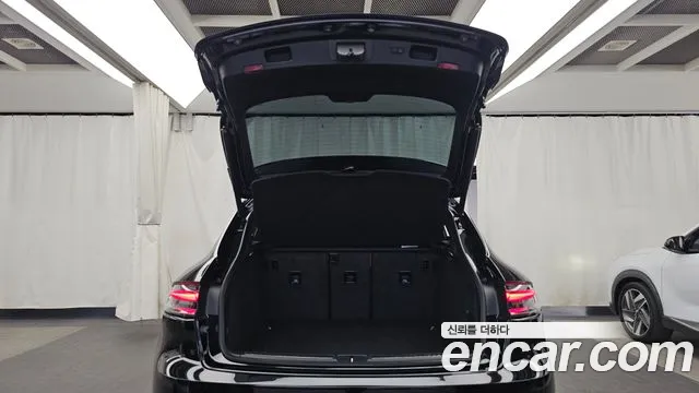 Porsche Macan — Фото автомобиля 20