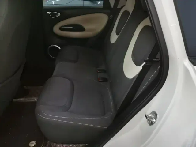 Wuling Bingo — Фото автомобиля 16