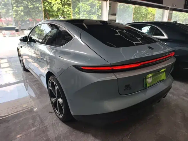 Nio ET5 — Фото автомобиля 4