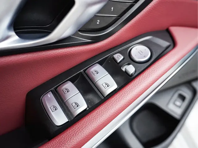 BMW 3 Series — Фото автомобиля 11