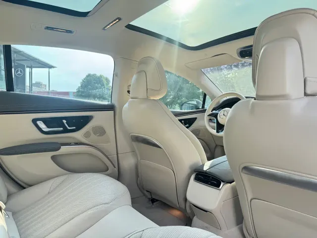 Mercedes-Benz EQS — Фото автомобиля 12