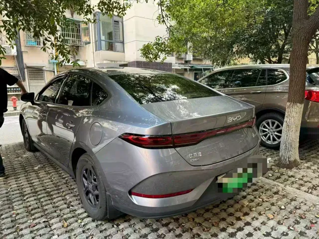 BYD Qin PLUS — Фото автомобиля 6