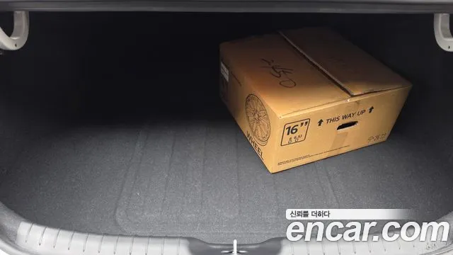 Hyundai Avante CN7 — Фото автомобиля 20