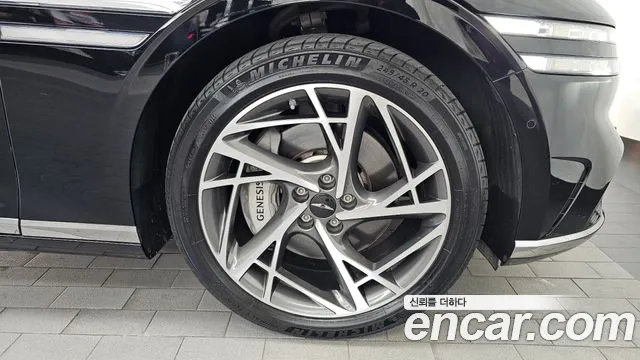 Genesis G90 — Фото автомобиля 21