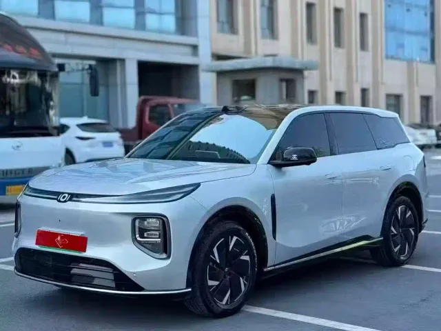 Фотография автомобиля — Changan Qiyuan Q07