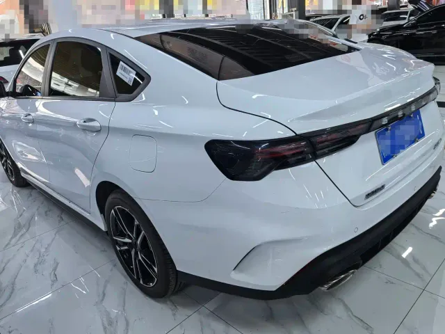 Geely Binrui — Фото автомобиля 4