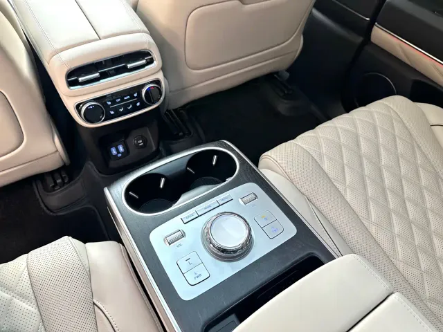 Genesis GV80 — Фото автомобиля 11