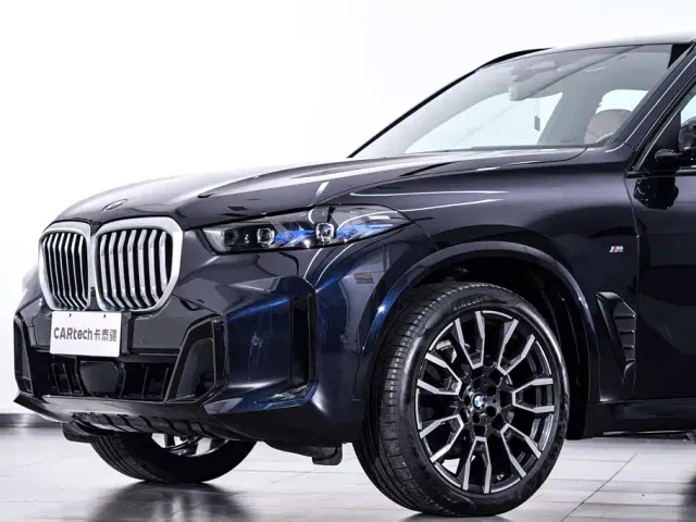 BMW X5 — Фото автомобиля 5