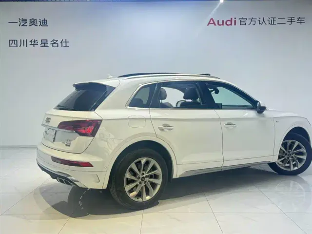 Audi Q5L — Фото автомобиля 4