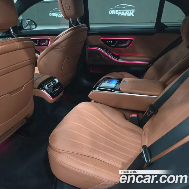 Mercedes-Benz S-Class — Фото автомобиля 6
