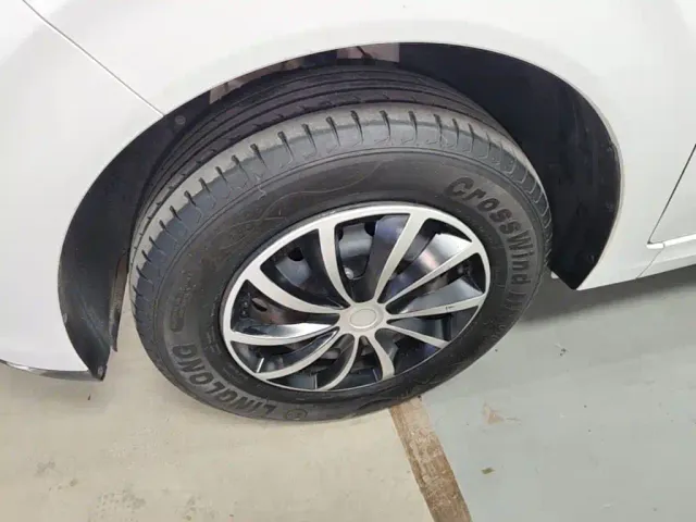 Wuling Hongguang — Фото автомобиля 22