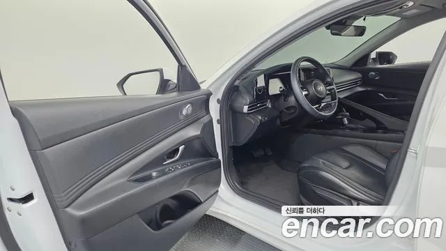 Hyundai Avante — Фото автомобиля 15