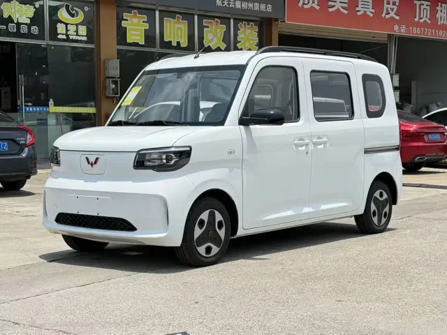 Фотография автомобиля — Wuling Zhiguang NEV