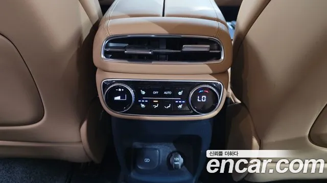 Genesis GV80 — Фото автомобиля 30