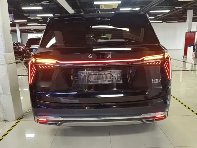 Hongqi HS7 PHEV — Фото автомобиля 5