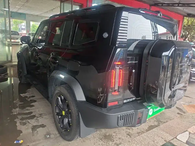 Jetour Jetour Traveler 2023 Model 2.0T 4WD Cross PRO — Фото автомобиля 4