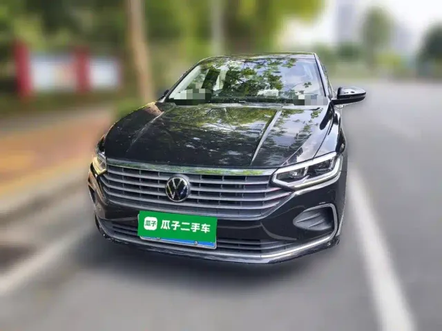 Volkswagen Lavida — Фото автомобиля 22