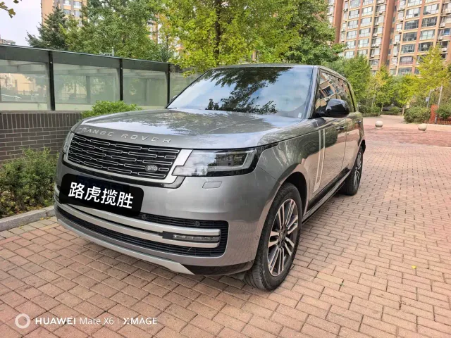 Фотография автомобиля — Land Rover Range Rover