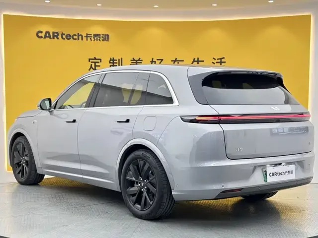 Li Auto L7 — Фото автомобиля 6