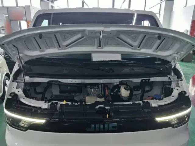 JMC E-Fushun — Фото автомобиля 19