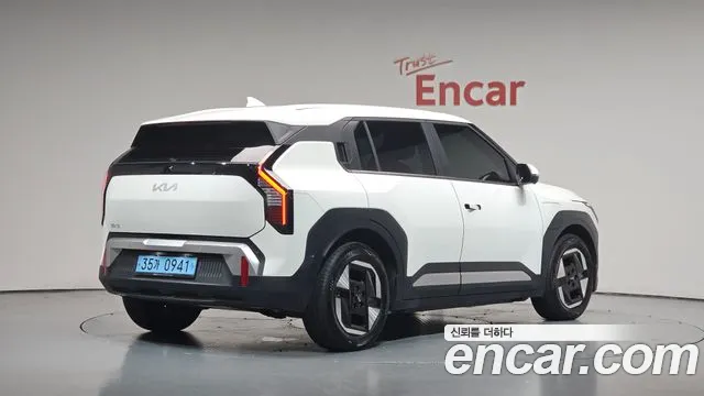 Фотография автомобиля — Kia EV3