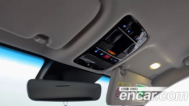 Hyundai Grandeur GN7 — Фото автомобиля 27