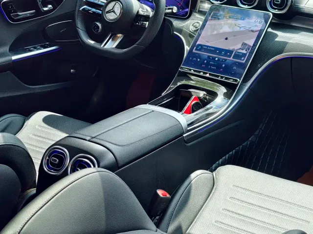 Mercedes-Benz C-Class — Фото автомобиля 10