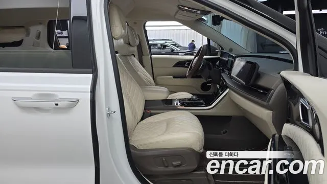 Kia Carnival 4th Gen — Фото автомобиля 16