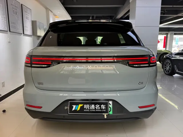 Leapmotor C11 — Фото автомобиля 4