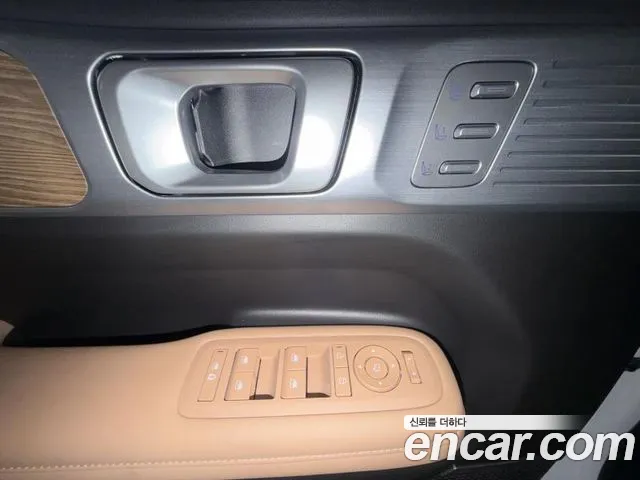 Hyundai Santa Fe MX5 — Фото автомобиля 12