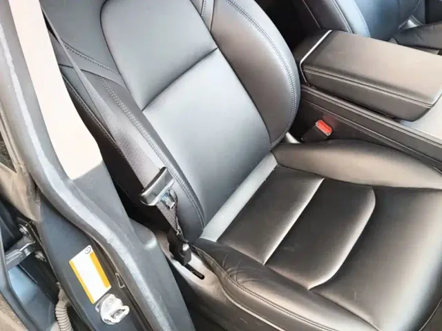 Tesla Model Y — Фото автомобиля 24