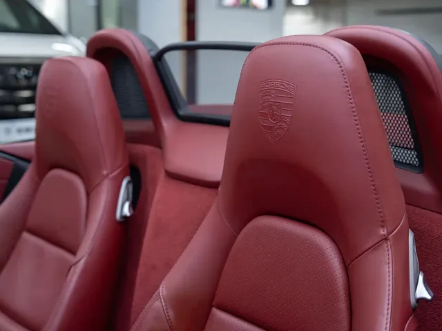 Porsche 718 — Фото автомобиля 18