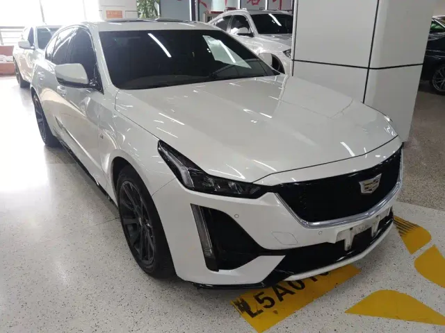 Cadillac CT5 — Фото автомобиля 7