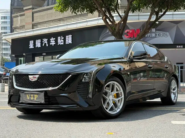 Фотография автомобиля — Cadillac CT5