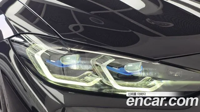 BMW i4 — Фото автомобиля 7