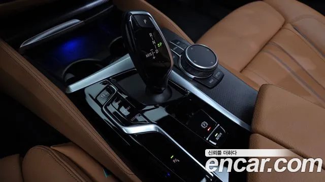 BMW 5 Series G30 — Фото автомобиля 9