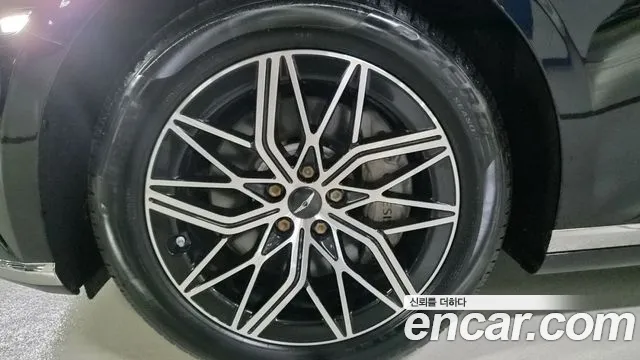 Genesis G90 RS4 — Фото автомобиля 5