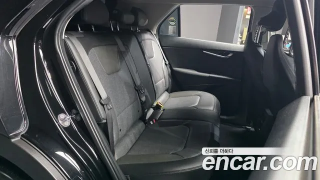 Kia Niro — Фото автомобиля 18