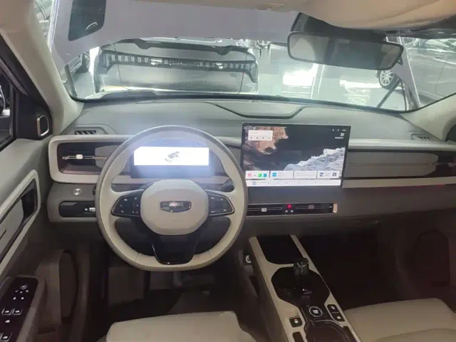 Geely ICON — Фото автомобиля 9
