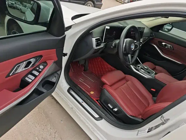 BMW 3 Series — Фото автомобиля 11