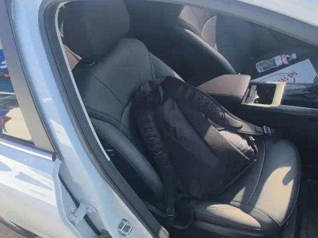 Roewe i5 — Фото автомобиля 24