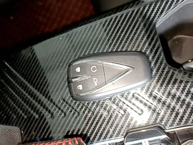Changan Z6 — Фото автомобиля 8