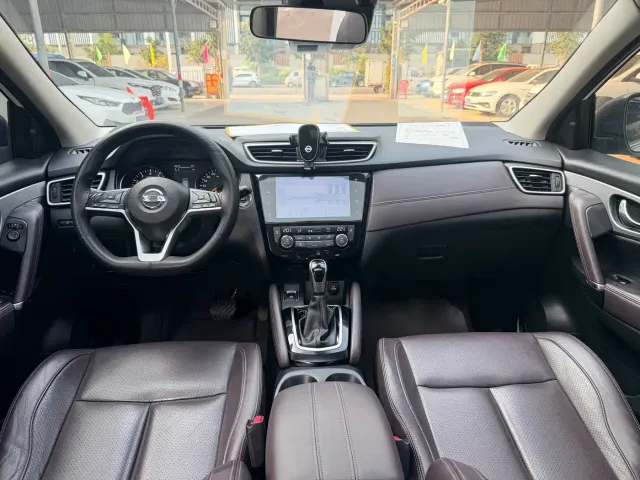 Nissan Qashqai — Фото автомобиля 8