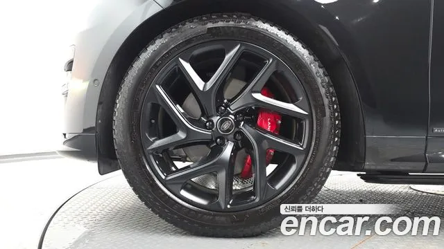 Land Rover Range Rover Sport — Фото автомобиля 5
